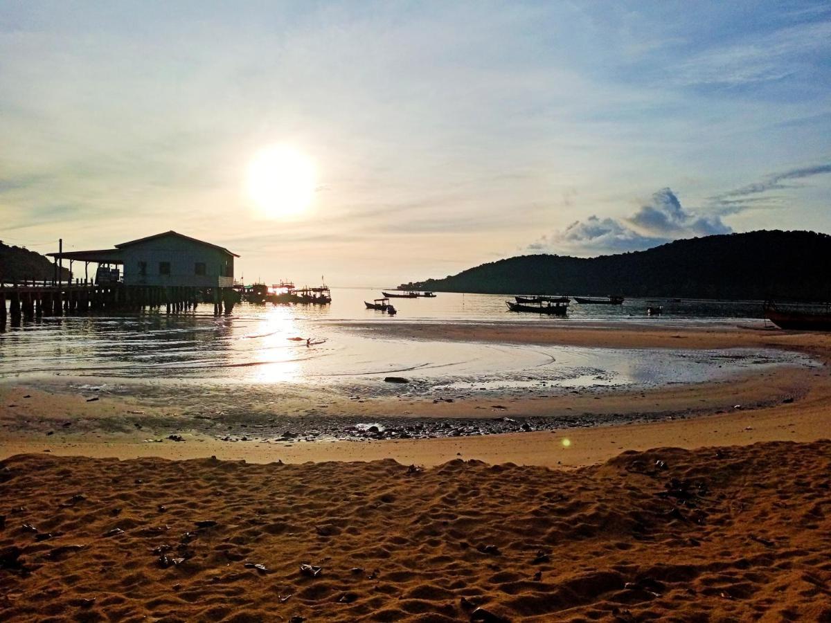 Отель The Azure - M'Pai Bay Ронгсанлем Экстерьер фото